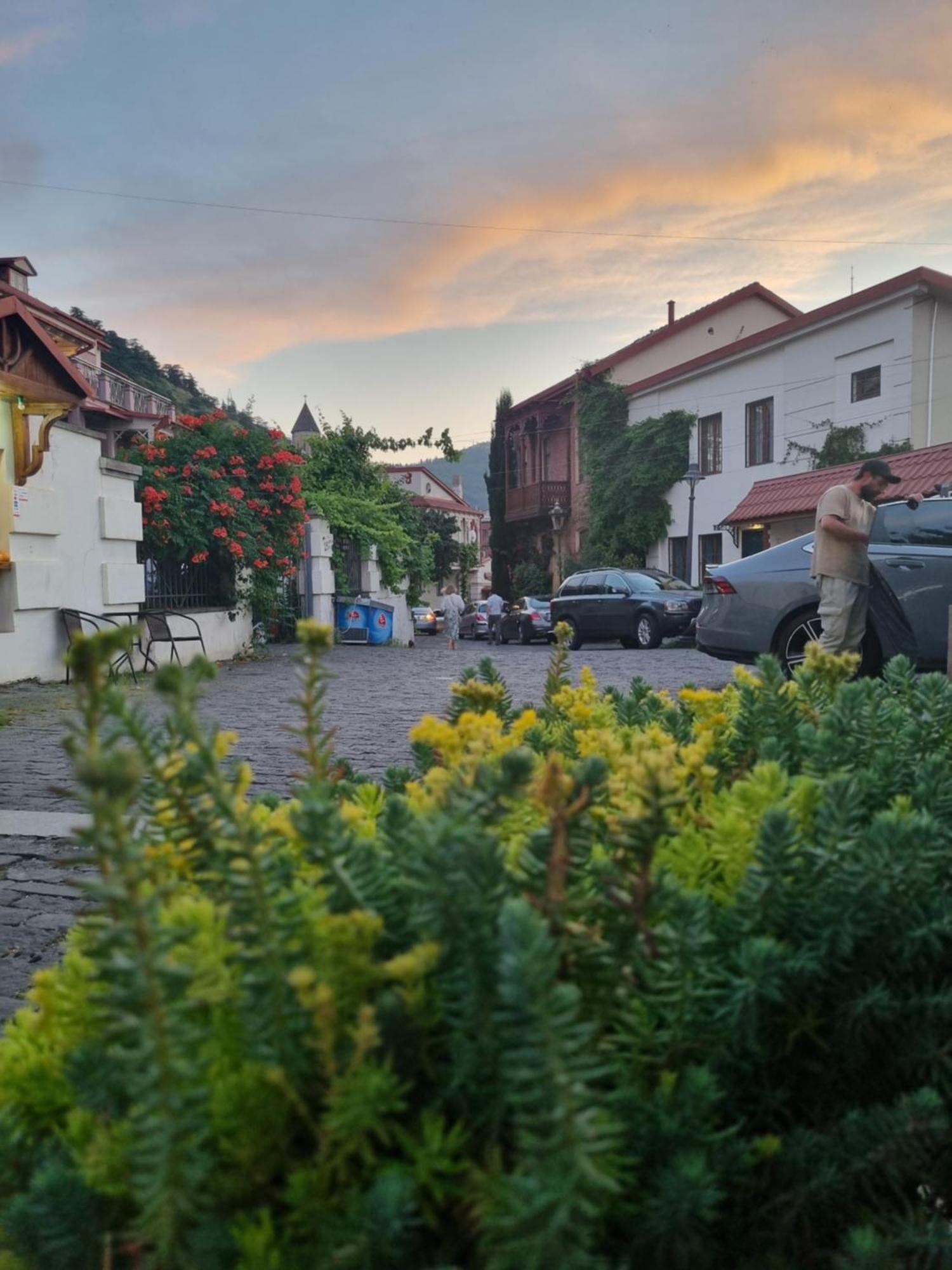 Betlemi25 Vandrarhem Tbilisi Exteriör bild