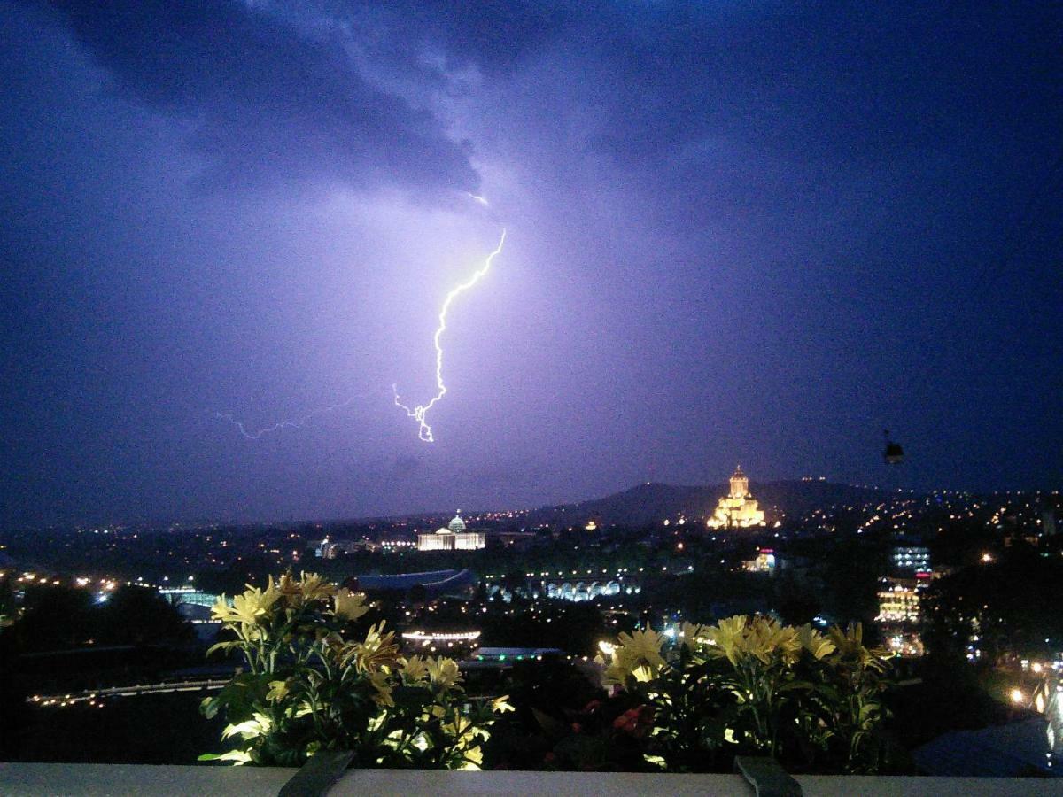 Betlemi25 Vandrarhem Tbilisi Exteriör bild